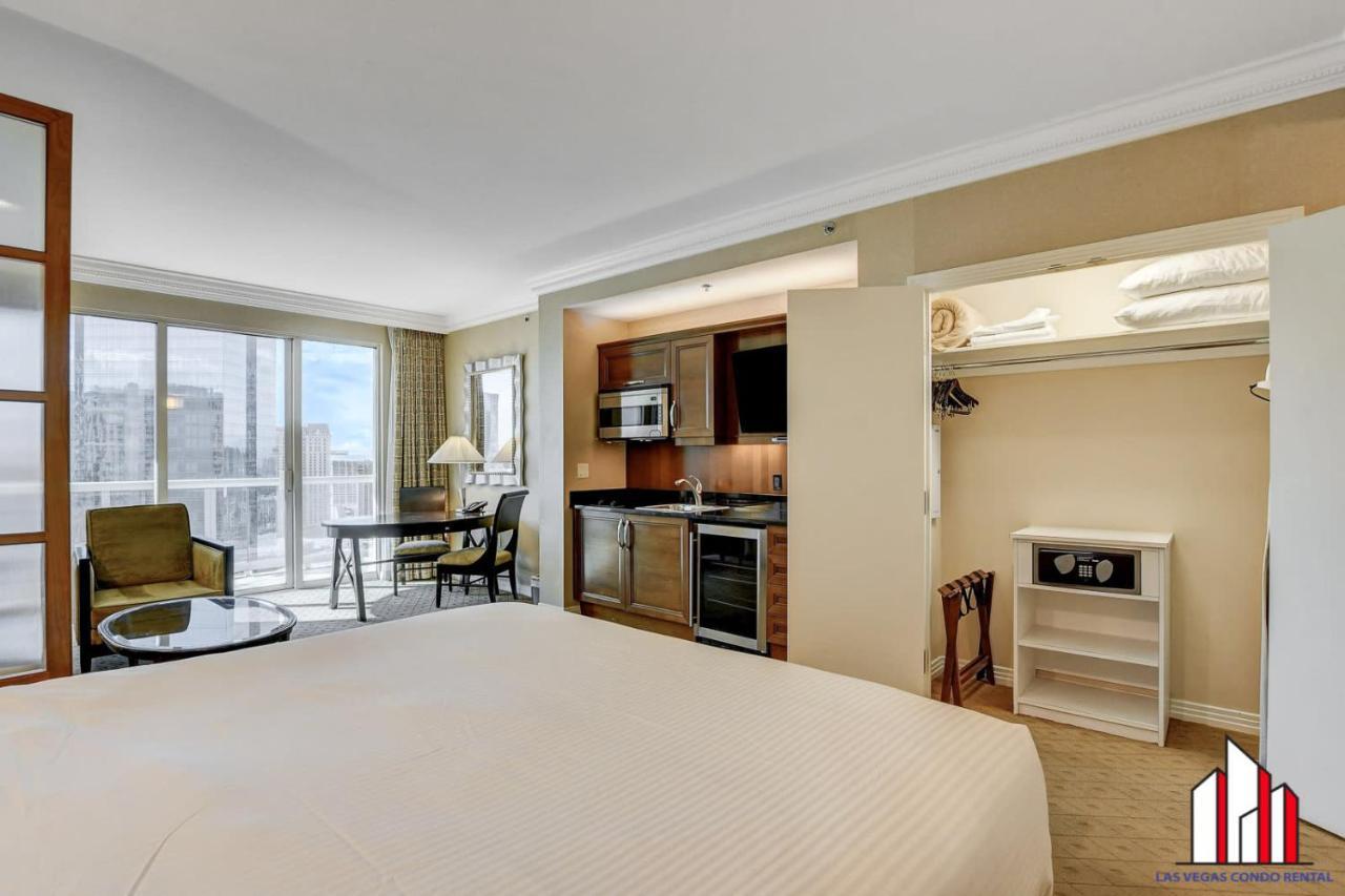 Mgm Signature-27-805 F1 Track & Strip View Balcony لاس فيغاس المظهر الخارجي الصورة