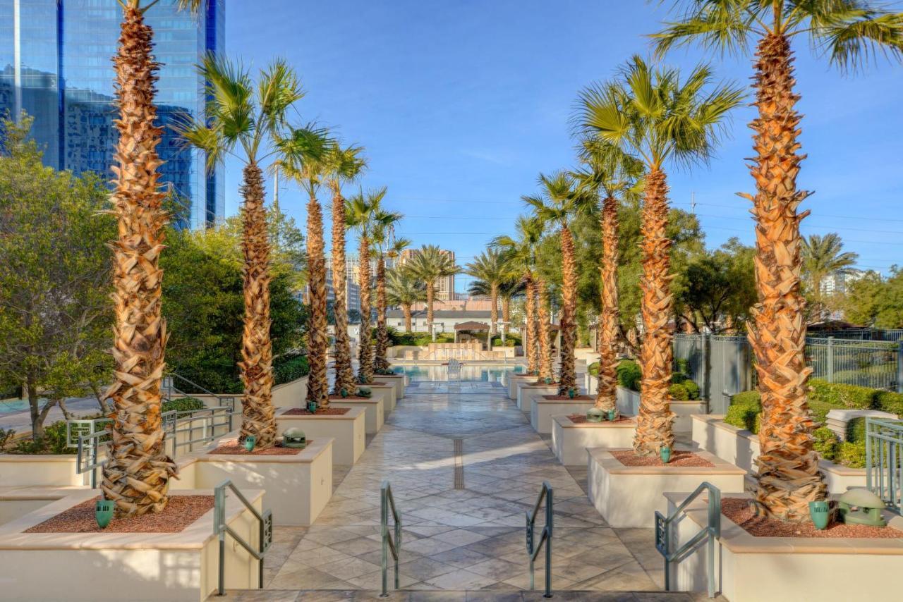 Mgm Signature-27-805 F1 Track & Strip View Balcony لاس فيغاس المظهر الخارجي الصورة